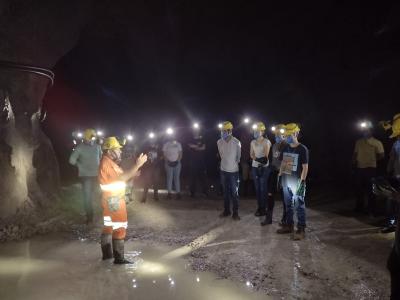 Alunos de Mineração visitam mina subterrânea em Campo Largo, no Paraná